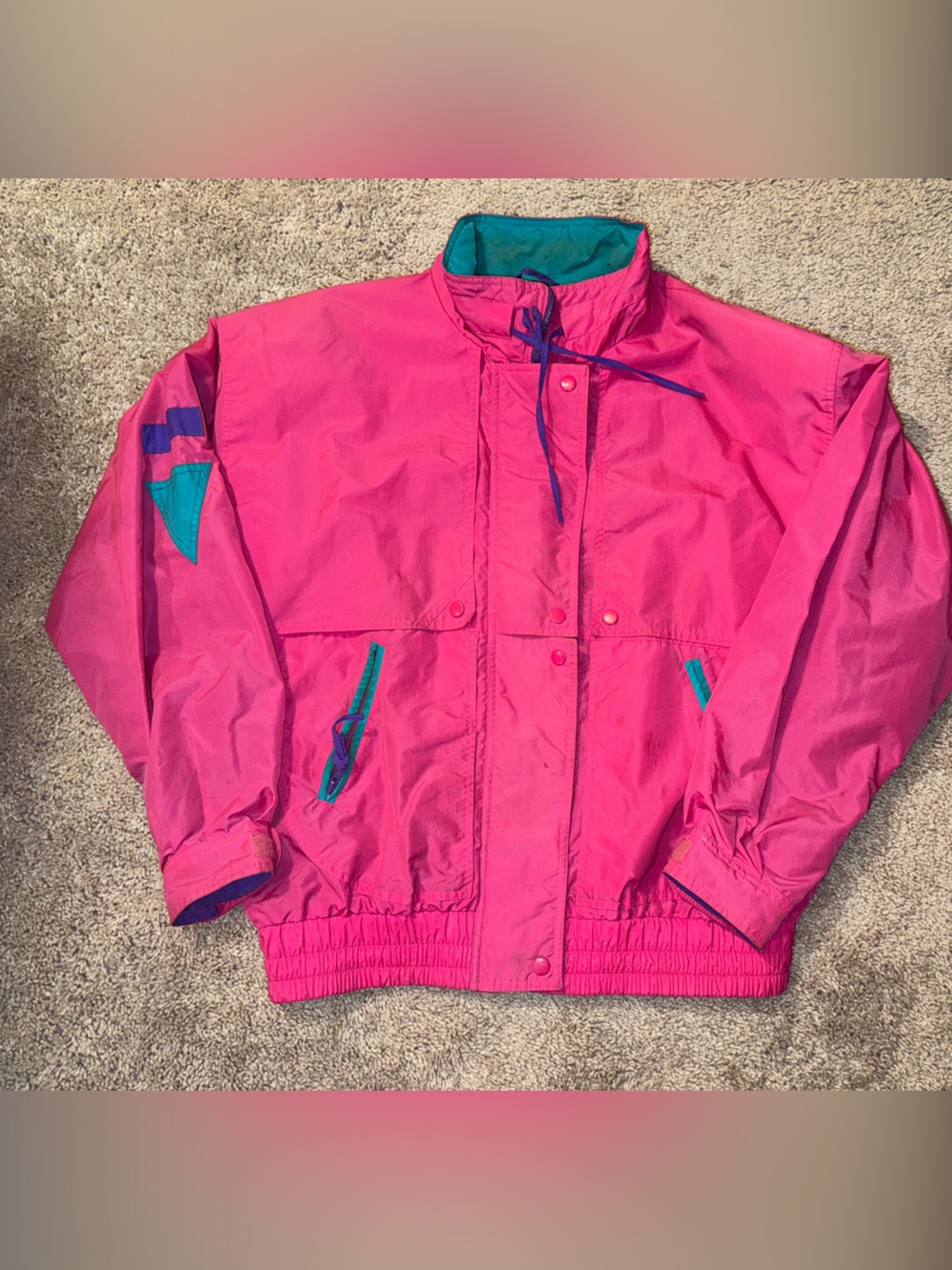 Vintage Bright Pink Windbreaker Jacket with Teal Accents